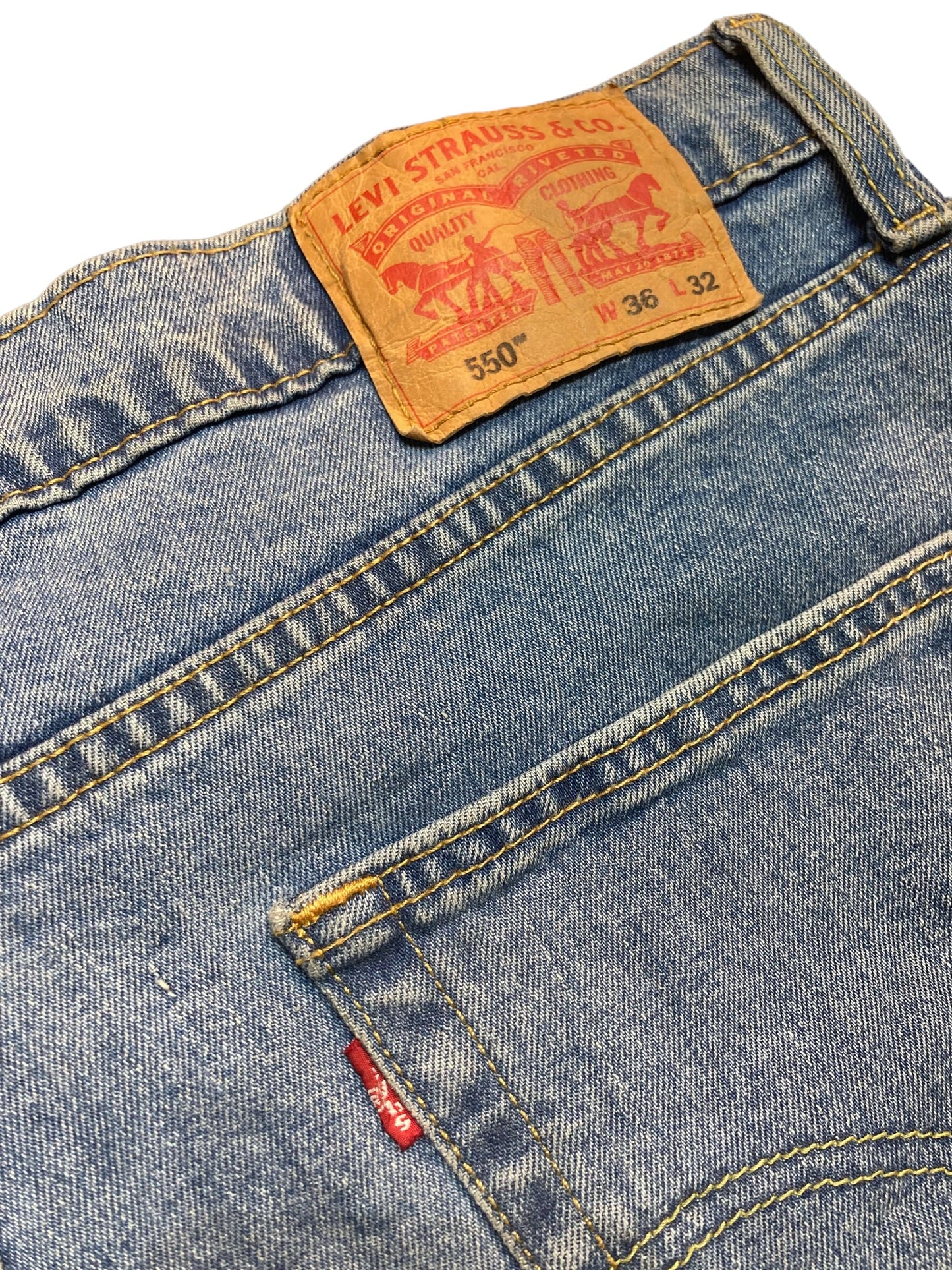 Levi’s リーバイス 550 リラックスフィット デニムパンツ