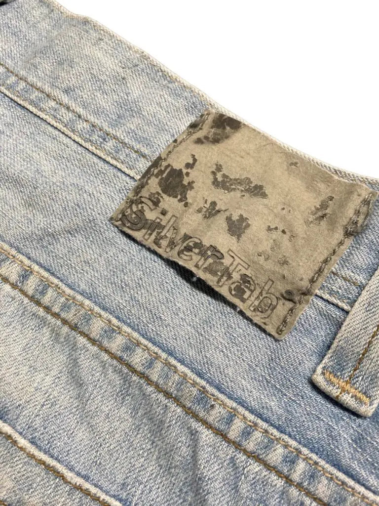 Levi’s リーバイス SilverTab シルバータブ デニムパンツ